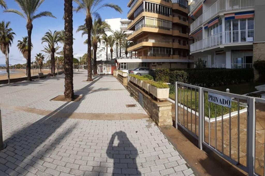 Salou#Mar Adentro Apartment Bagian luar foto
